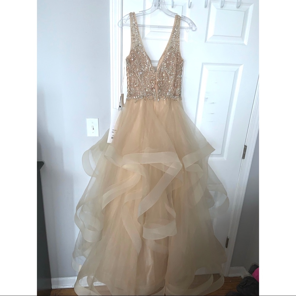 Prom Dress - Picture 3 of 4